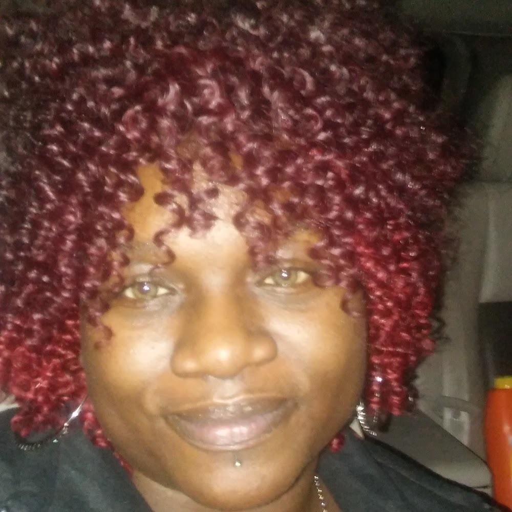 Meet your Posher, Tiffany